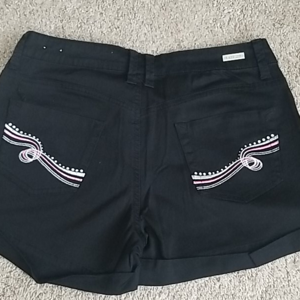 Lot 29 shorts